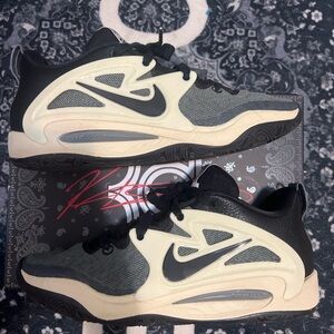 NIKE KD 15 "50 YEARS OF HIPHOP"